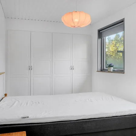 Gorgeous In With Kitchen Semesterbostad *