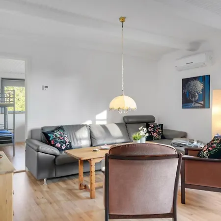 Semesterbostad Gorgeous In With Kitchen *